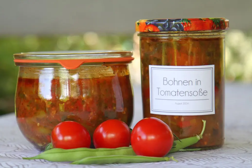 Bohnen in Tomatensauce nach russischer Art
